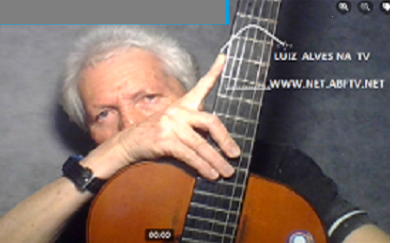 <script> 	'use strict'; 	document.addEventListener('DOMContentLoaded', function () { 		// Seleciona todos os elementos com a classe "swiper-slide" 		const slides = document.querySelectorAll('.swiper-slide'); 		// Lista de links correspondentes a cada slide de imagem 		const links = [ 			'https://mvzksports.com.br/brasileiros', 			'https://mvzksports.com.br/femininas', 			'https://mvzksports.com.br/internacionais', 			'https://mvzksports.com.br/nba', 			'https://mvzksports.com.br/selecoes' 		]; 		// Adiciona evento de clique a cada slide 		slides.forEach((slide, index) => { 			slide.addEventListener('click', () => { 				// Abre o link correspondente ao slide em uma nova aba do navegador, para abrir em uma nova aba altere o "window.location.href = links[index];" para "window.open(links[index]);" 				window.location.href = links[index]; 			}); 		}); 	}); </script>  <style> 	.swiper-slide { 		cursor: pointer; 	} </style>  Script - Adicionar Links nas imagens do Carrossel.txt Exibindo Script - Adicionar Links nas imagens do Carrossel.txt…